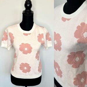 Forever21 White and Pink Floral Short Sleeve Sweater (Medium)